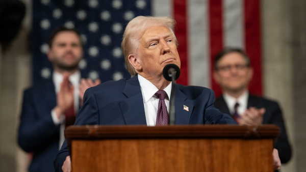 ABD’de Trump yönetimine vize darbesi: 75 ülkeye yönelik uygulama iptal edildi
