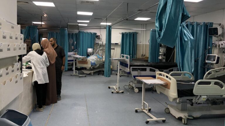 Gazze Şeridi’nin kuzeyindeki Endonezya hastanesinde 60 yaralı ölüm tehlikesiyle karşı karşıya