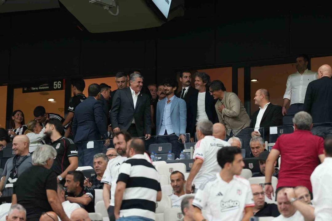 Beşiktas UEFA Konferans Ligi'nde play-off turuna gitti! 4