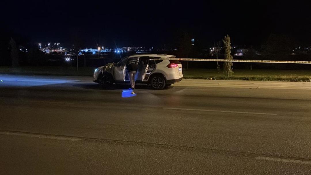 Konya'daki aracın önünü keserek ordu tarafından saldırıya uğrayan kişinin ağır yaralandı 2
