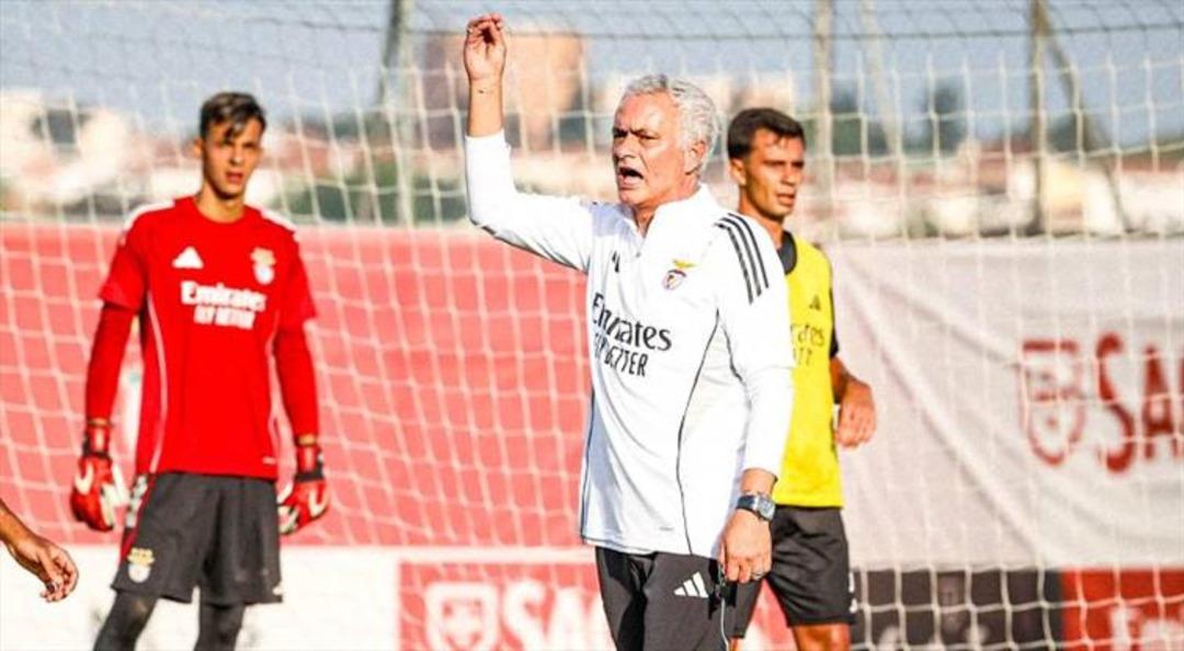 Fenerbahce bunu yapmadı! Mourinho'nun Benfica 2'deki sözleşmesi hakkında çok ilginç bir makale