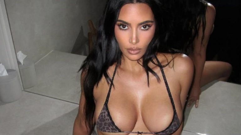 Kim Kardashian reklamda başarısız olduğu baro sınavıyla dalga geçti!